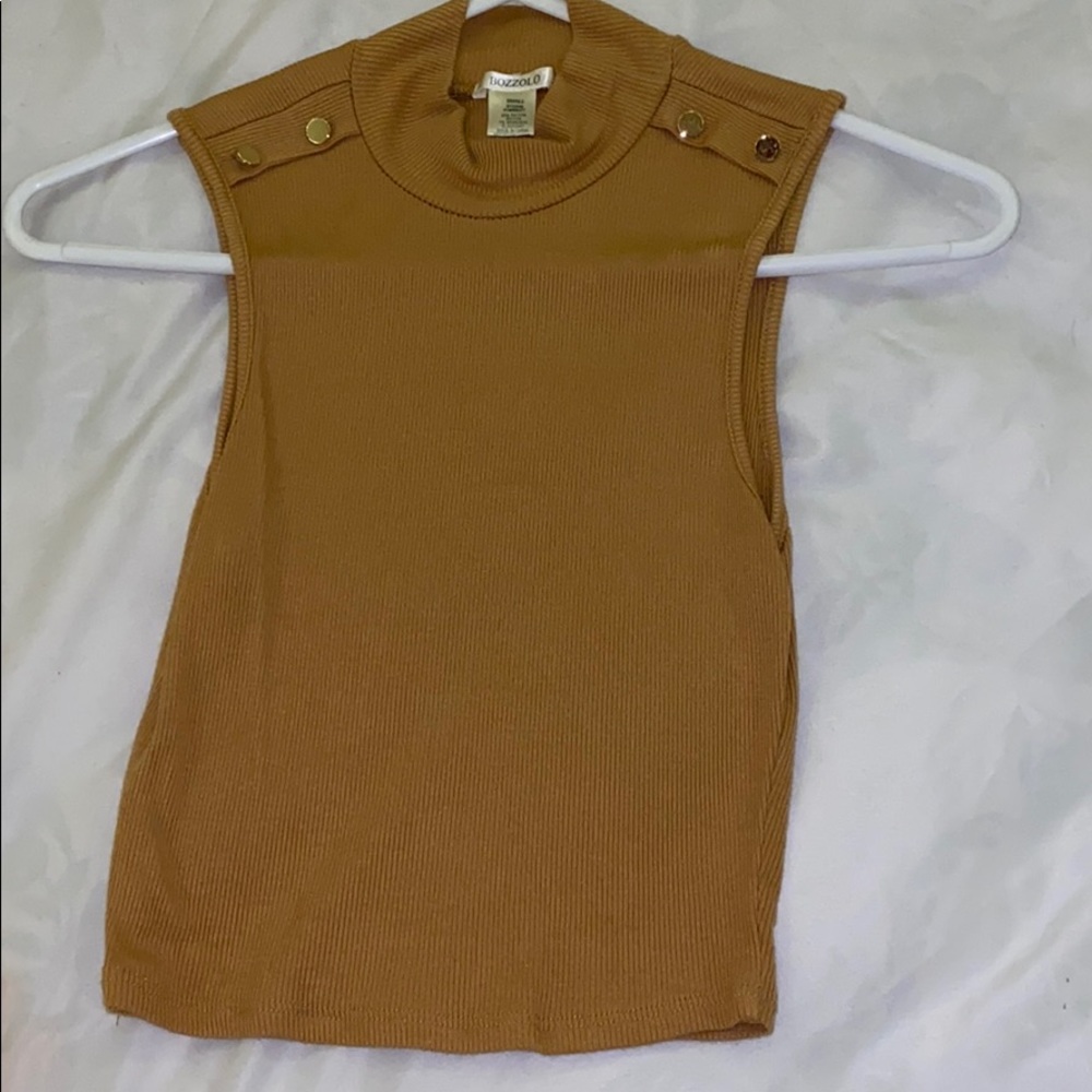 WOMEN’S TOP!!! ✨